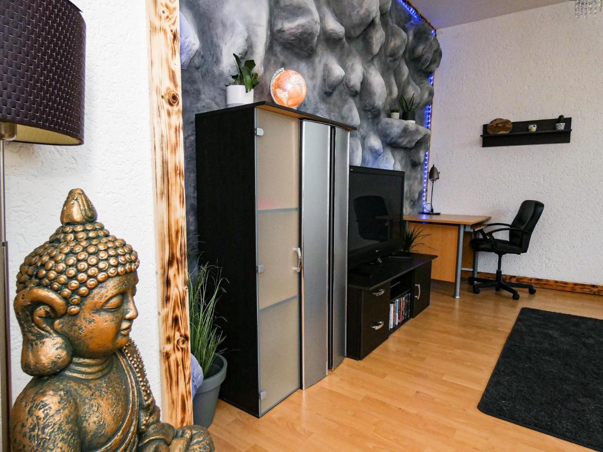 #111 - Lux-Flat Lennep - Altstadt - Netflix & Amazon Prime - Felswand Remscheid Exterior foto